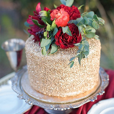 Торт с красными Пионами купить - щелково.сладкоежкин.рф