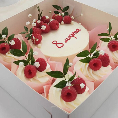 Ягодная нежность купить - щелково.сладкоежкин.рф